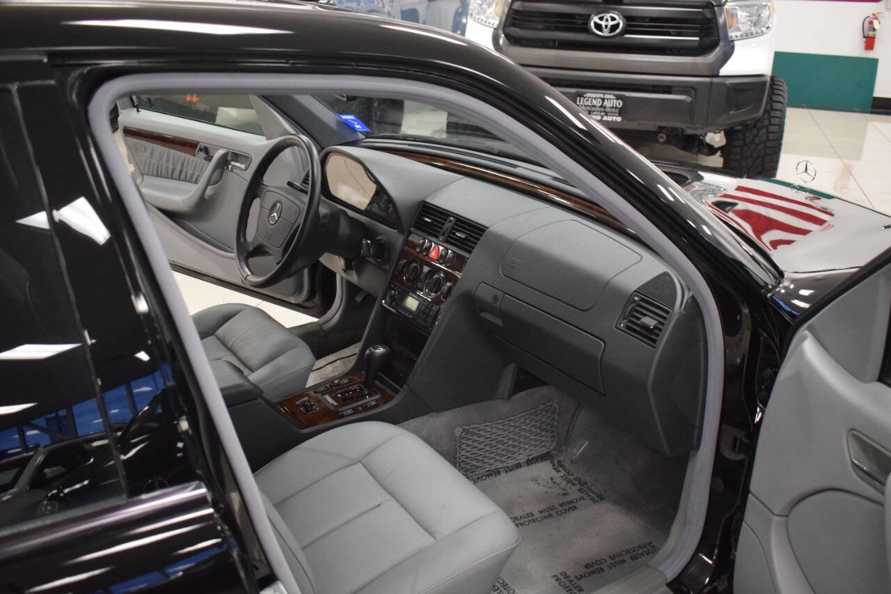 Used 2000 Mercedes-Benz C 230 image 31