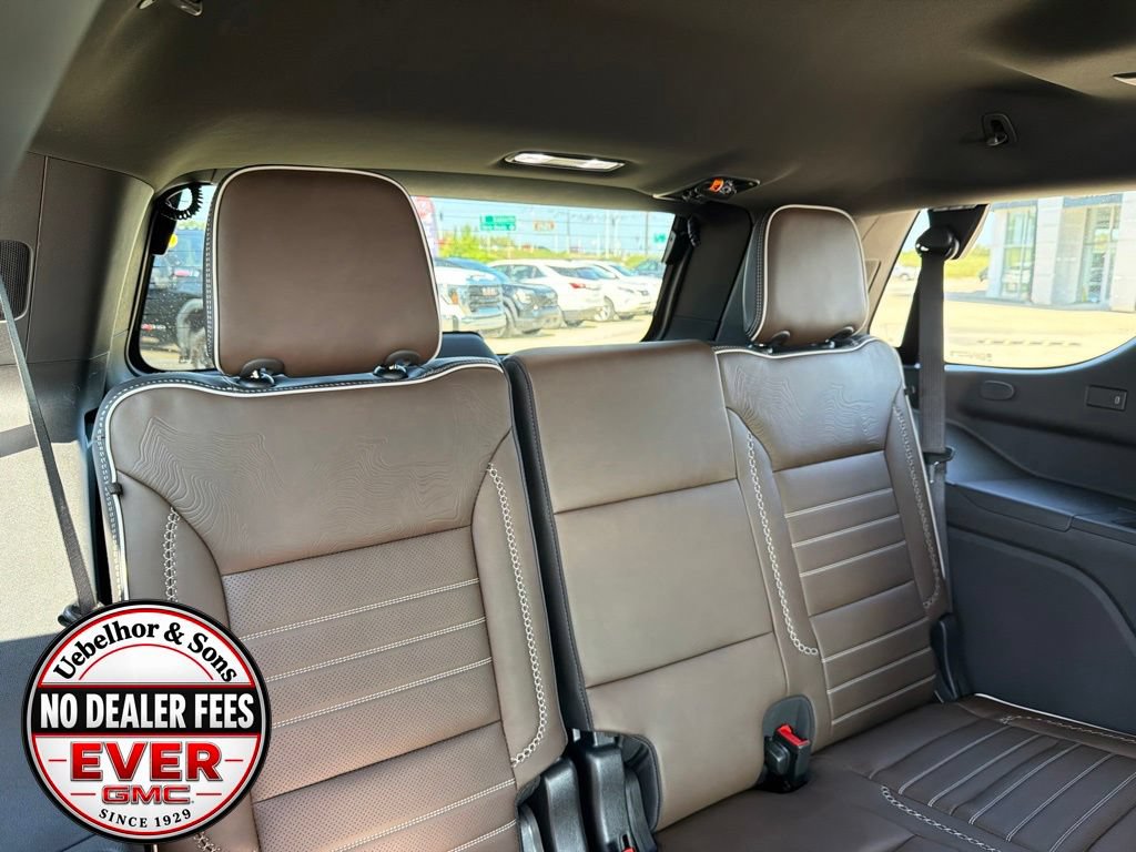 New 2026 GMC Yukon Denali Ultimate AWD/4WD image 10