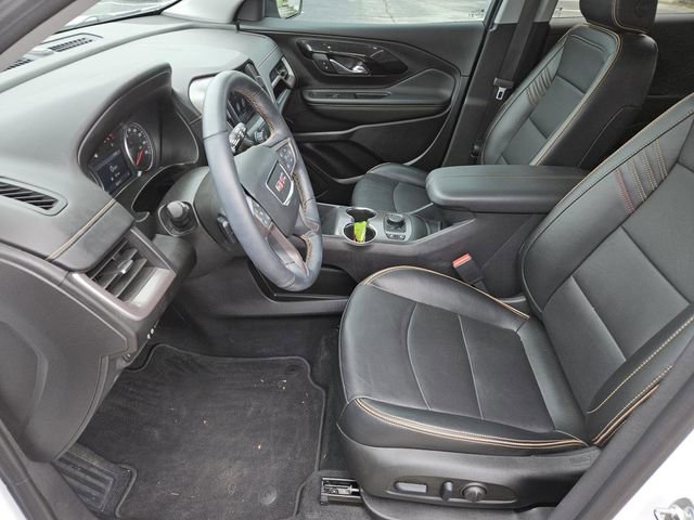 Used 2024 GMC Terrain AT4 image 27