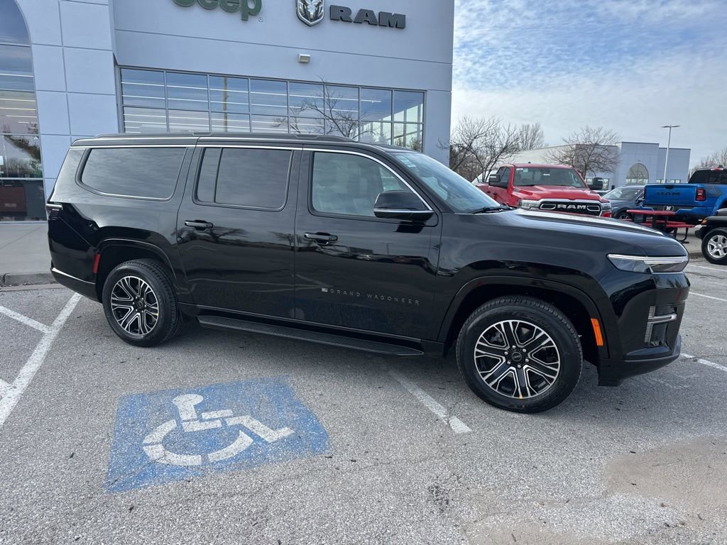 New 2026 Jeep Grand Wagoneer L 4WD w/ Premium Group I image 41