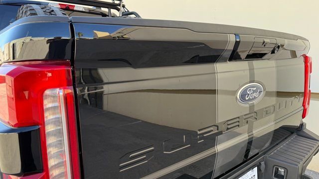 Used 2024 Ford F250 Lariat w/ Lariat Ultimate Package image 11