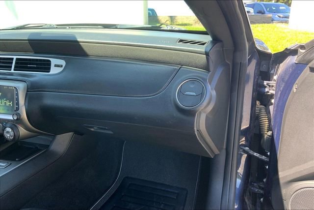 Used 2015 Chevrolet Camaro SS w/ SS Performance Package RWD image 16