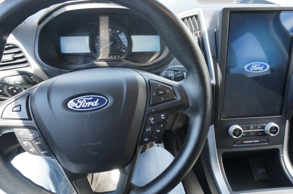 Used 2023 Ford Edge SEL w/ Convenience Package AWD/4WD image 10