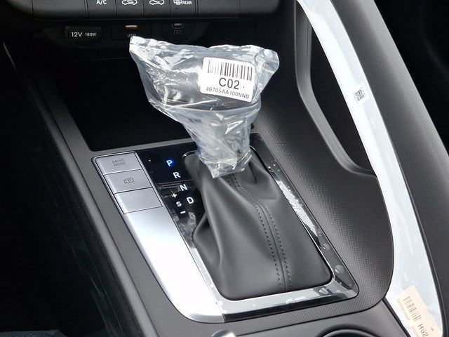 New 2026 Hyundai Elantra SE FWD image 17