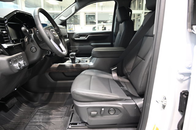 New 2026 GMC Sierra 1500 SLT AWD/4WD image 12