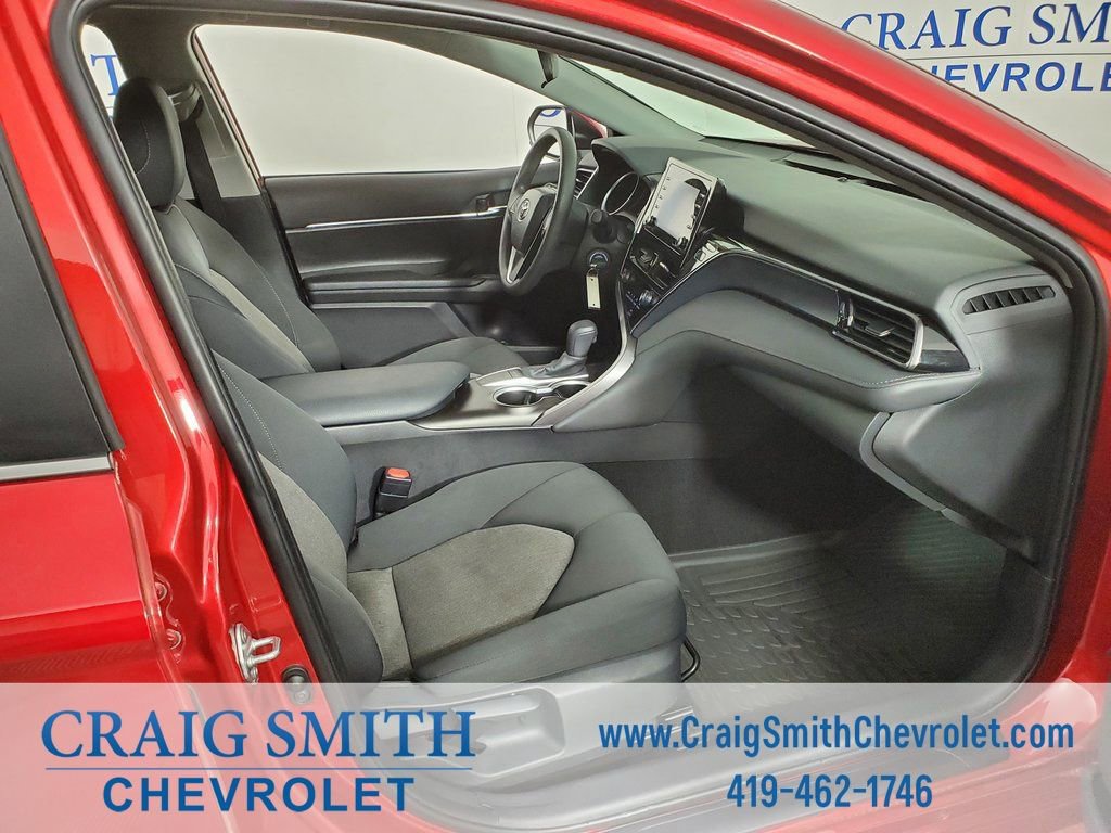 Used 2024 Toyota Camry LE FWD image 32