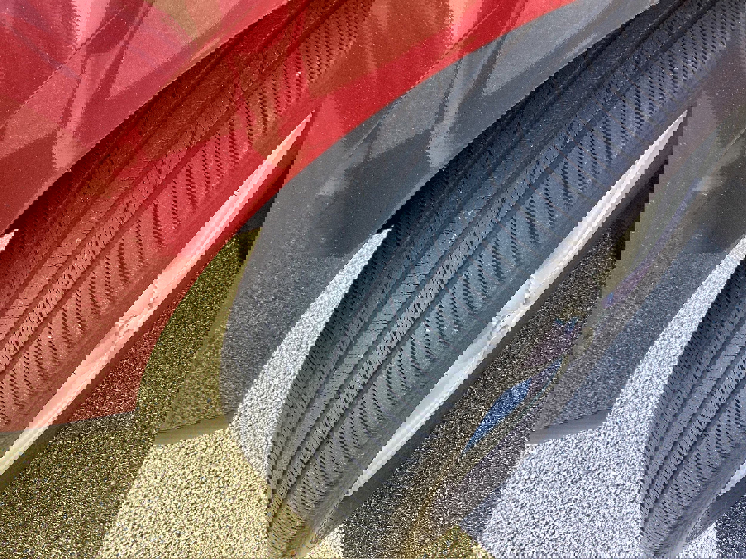 Used 2010 Hyundai Tucson Limited w/ Premium Pkg 4 image 10