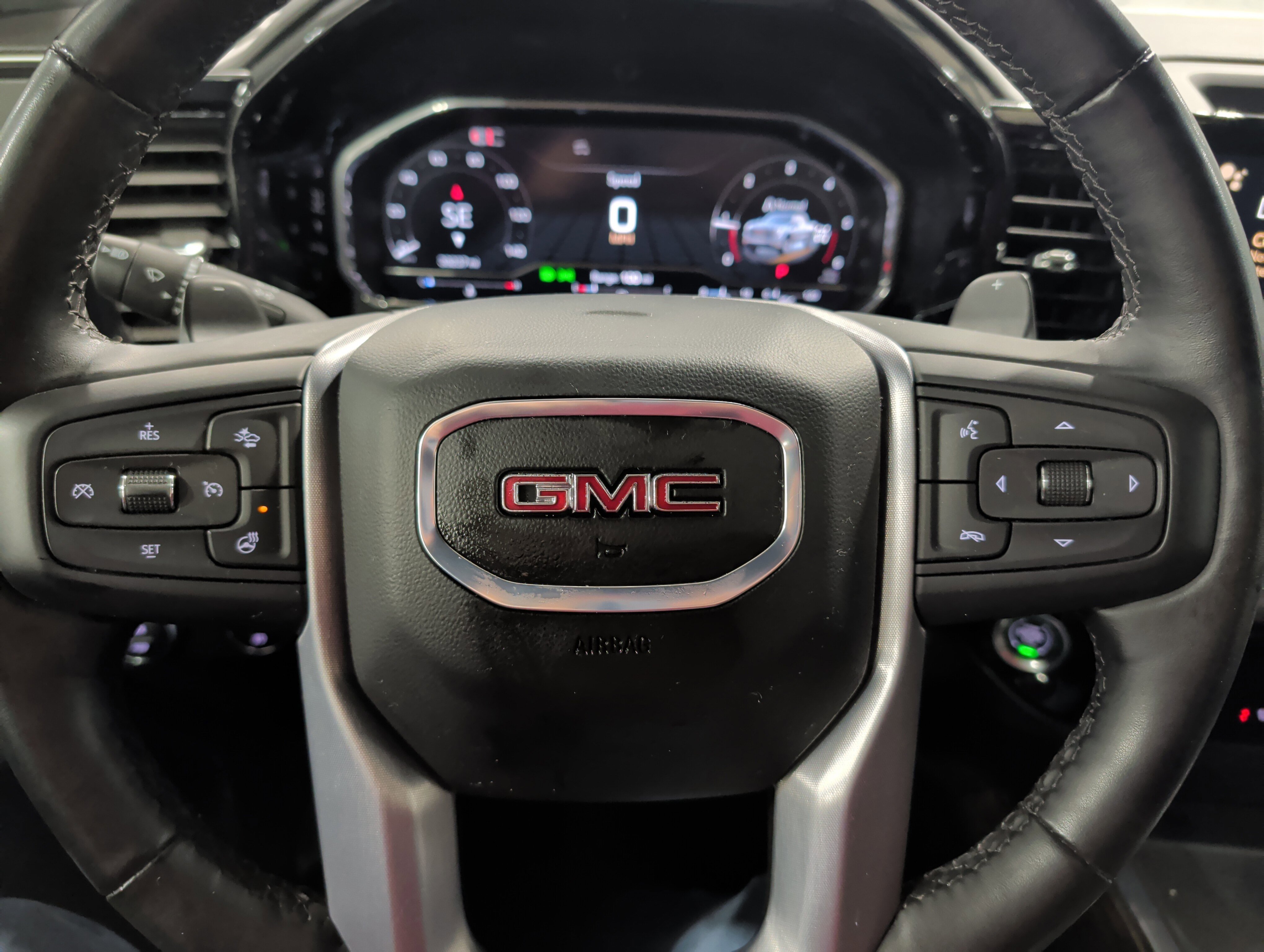 Used 2024 GMC Sierra 1500 Elevation w/ Preferred Package image 9