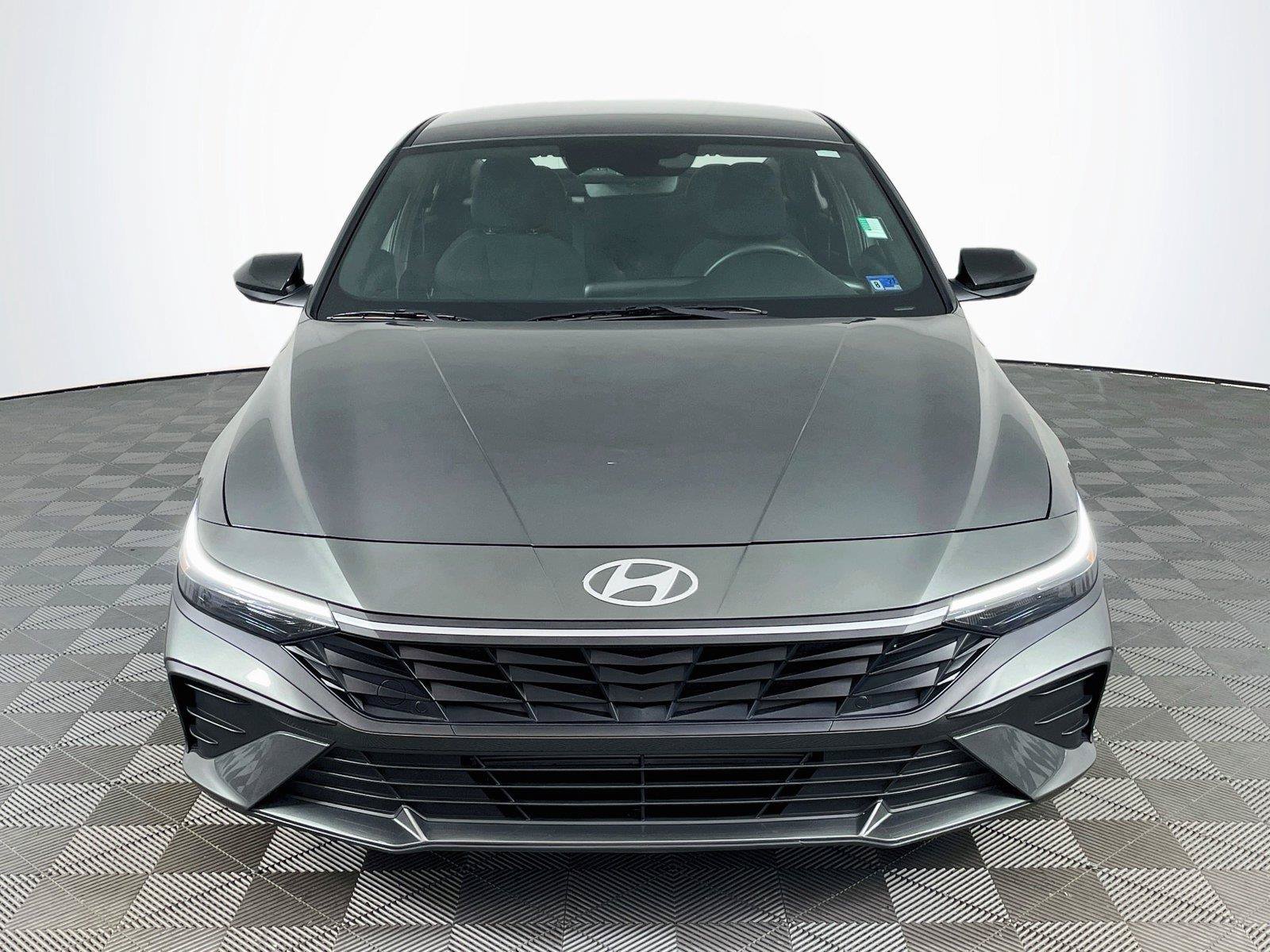 Certified 2026 Hyundai Elantra Sport FWD image 2