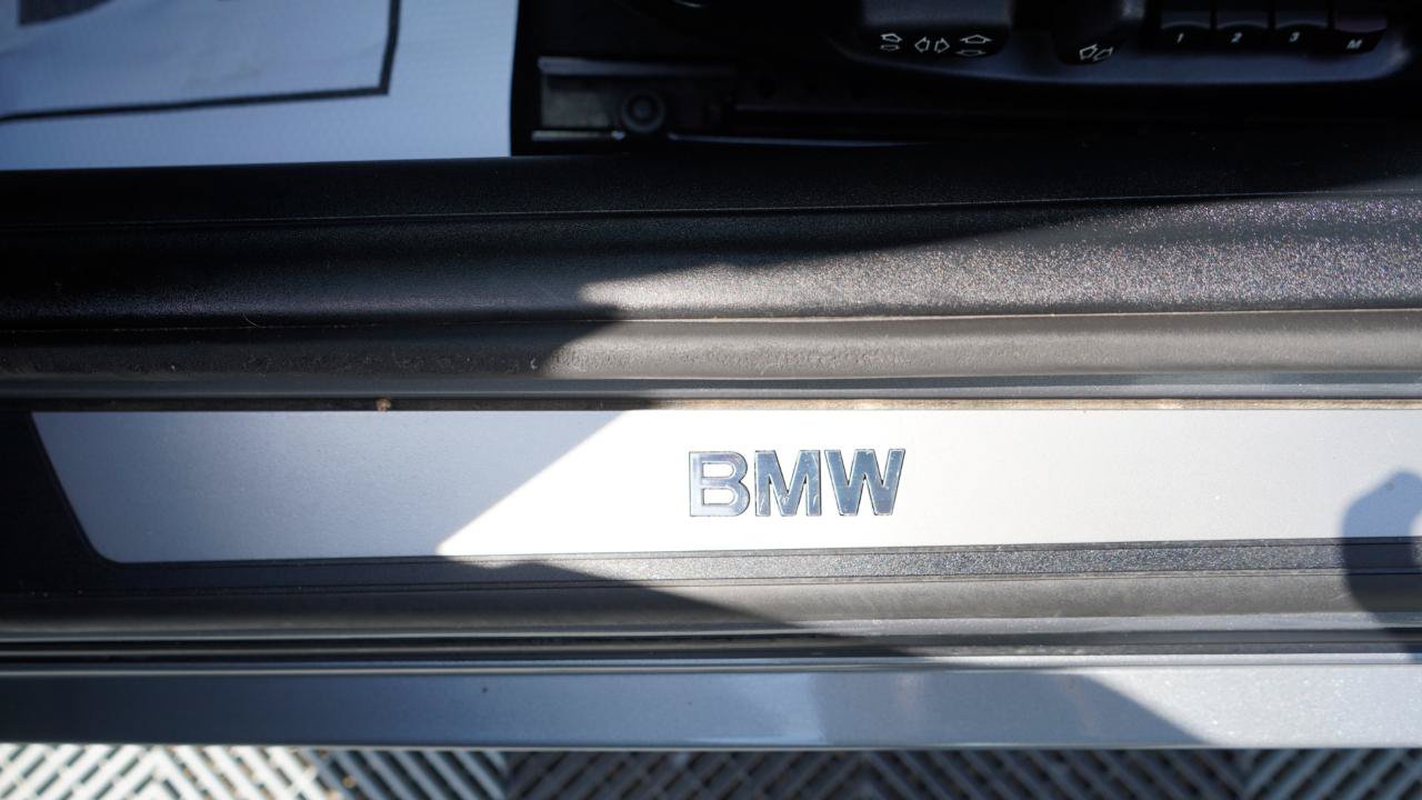 Used 2008 BMW Z4 3.0i w/ Premium Pkg RWD image 49