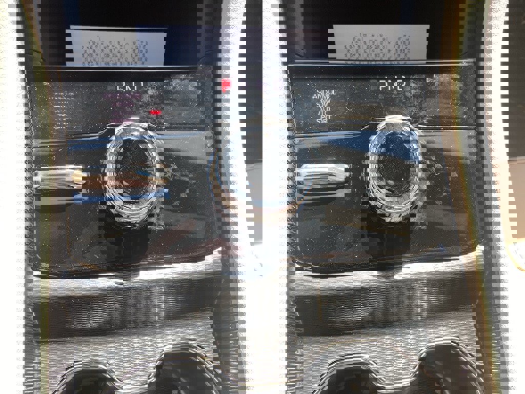 New 2025 Jeep Grand Cherokee L Limited w/ Black Appearance Package image 23