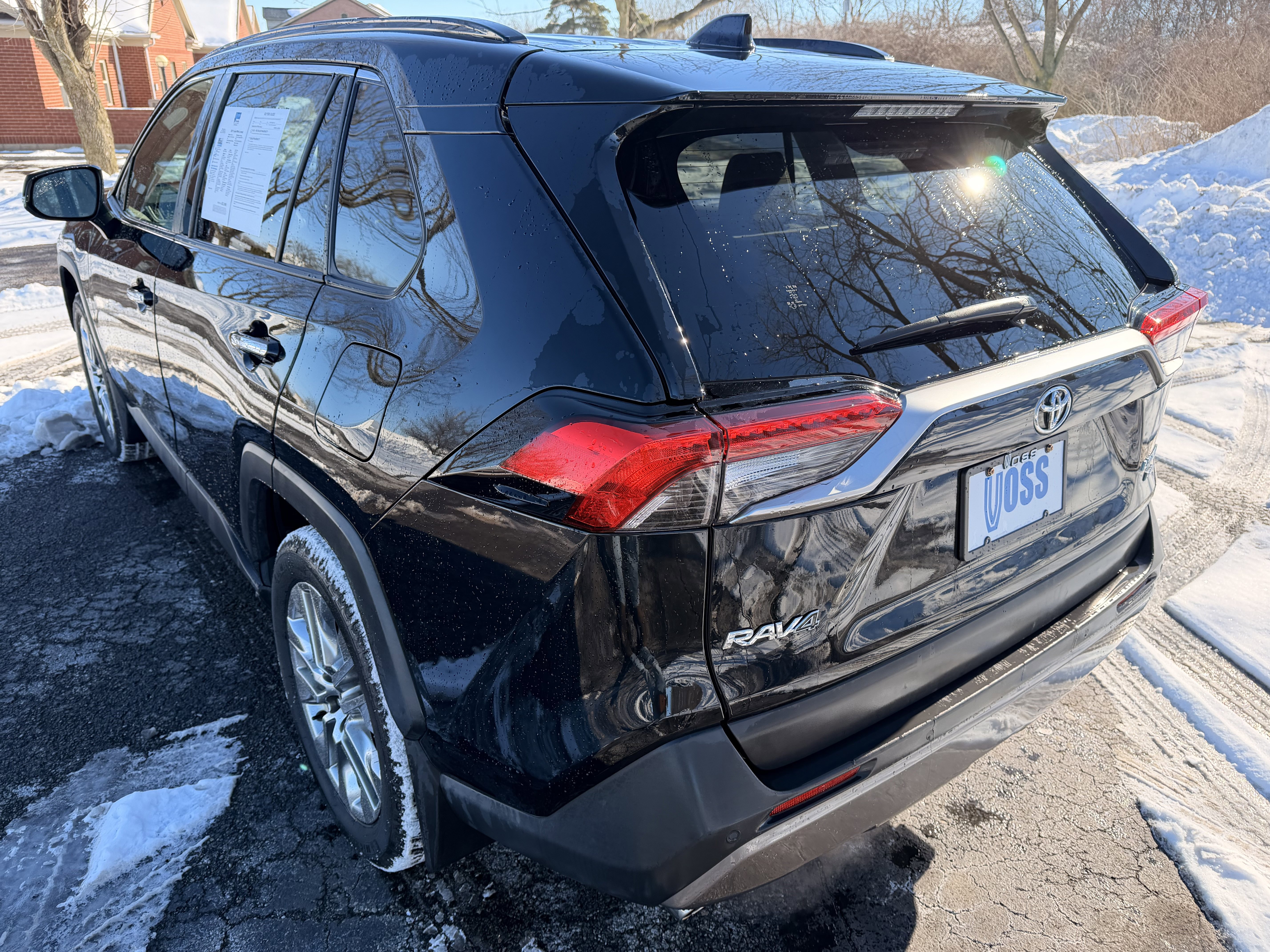 Used 2021 Toyota RAV4 Limited w/ Limited Grade Weather Package image 5