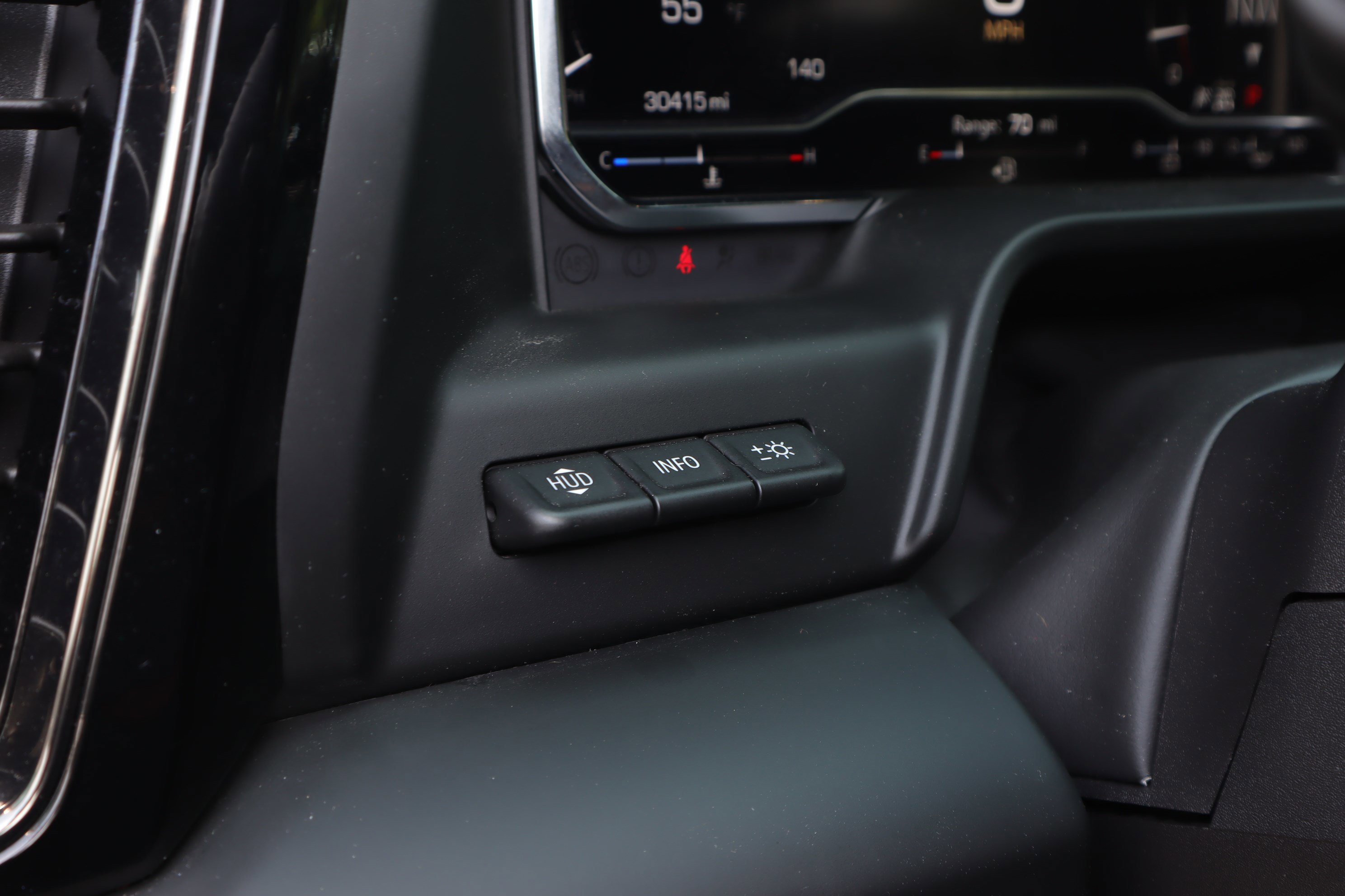 Used 2024 GMC Sierra 1500 AT4 w/ Technology Package image 24
