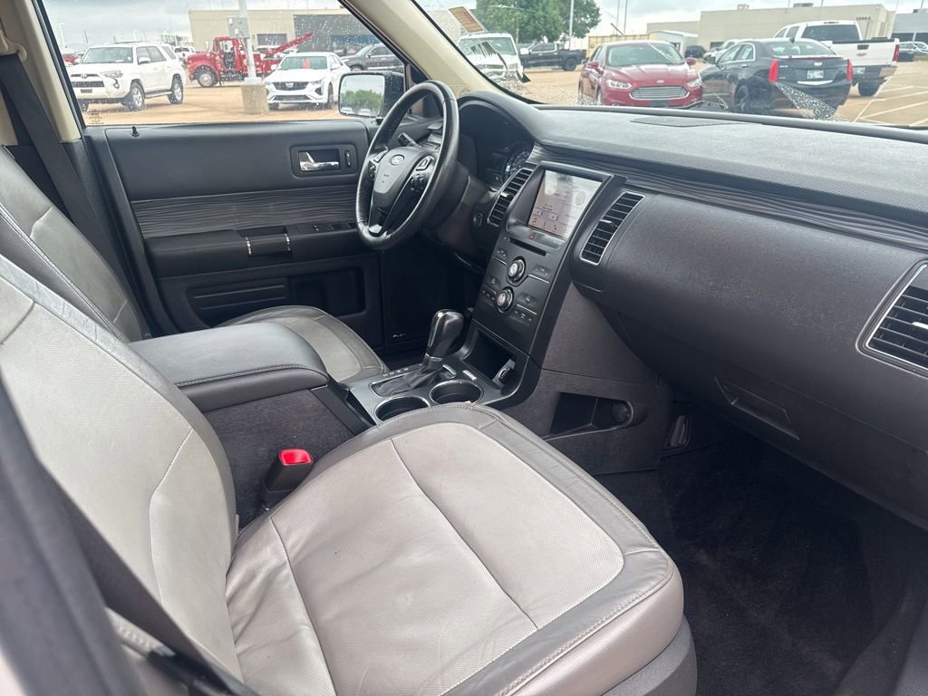 Used 2019 Ford Flex SEL w/ Equipment Group 202A FWD image 11