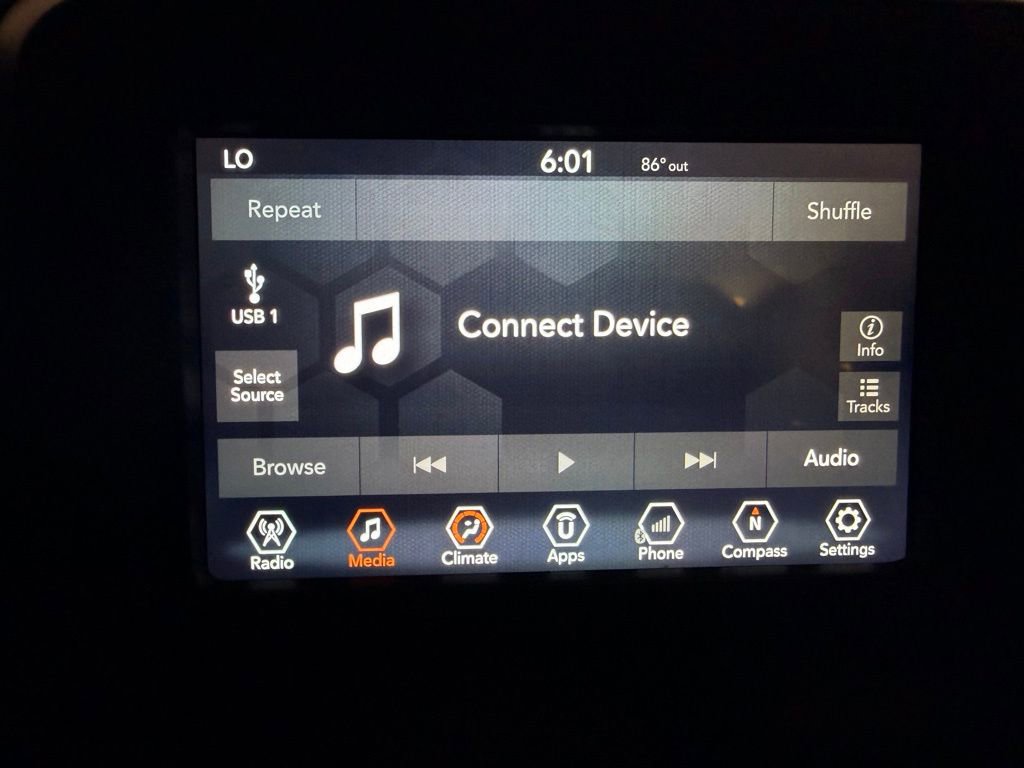 Used 2020 Jeep Renegade Altitude image 18