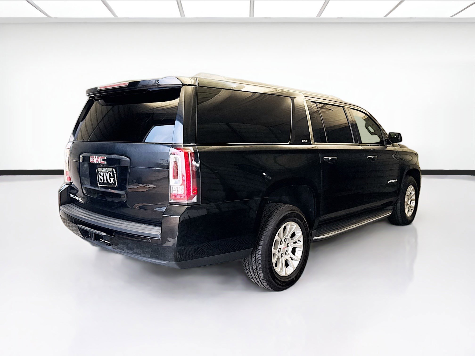 Used 2016 GMC Yukon XL SLT image 4