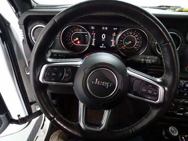 Certified 2021 Jeep Gladiator Overland w/ Popular Equipment Package image 4