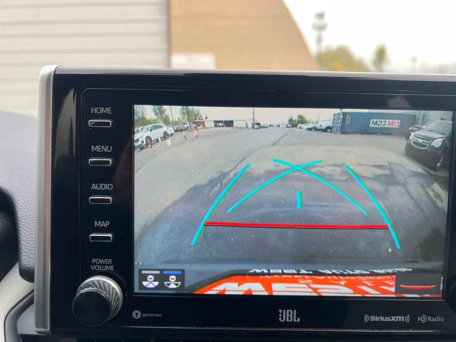 Used 2021 Toyota RAV4 XLE Premium image 23