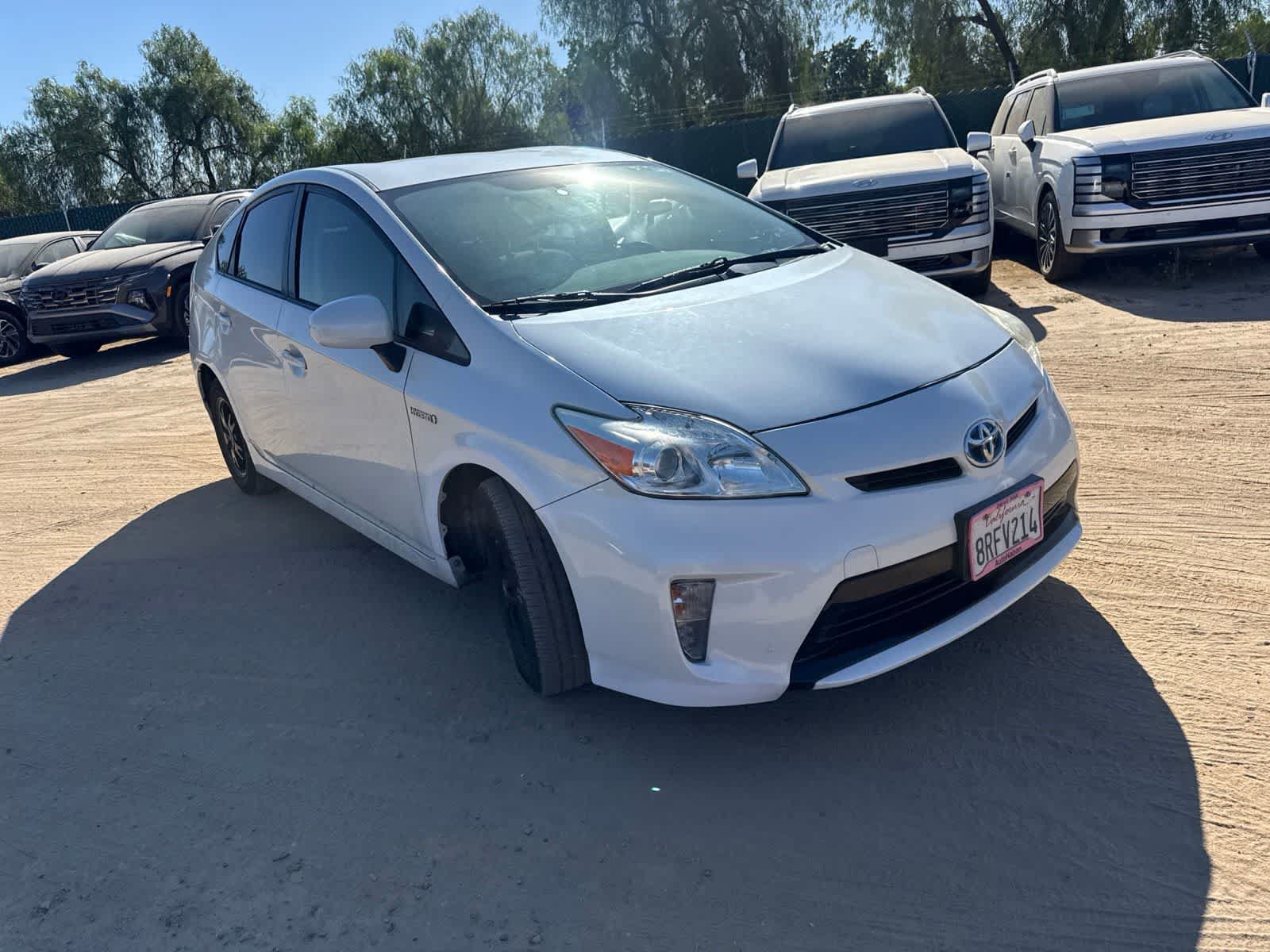 Used 2015 Toyota Prius Two FWD image 3