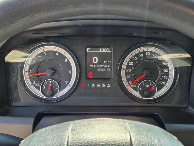 Used 2024 RAM 1500 Classic SLT RWD image 29