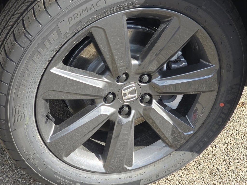 New 2025 Honda Pilot Sport image 9