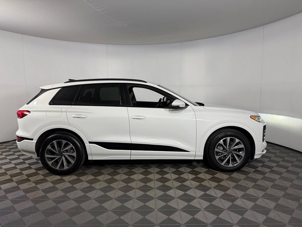 Used 2025 Audi Q6 e-tron Prestige w/ Black Warm Weather Package AWD/4WD image 7