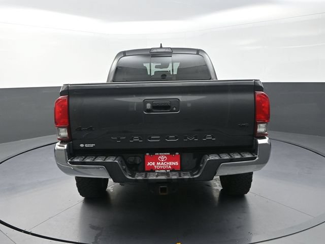 Used 2019 Toyota Tacoma SR5 AWD/4WD image 7