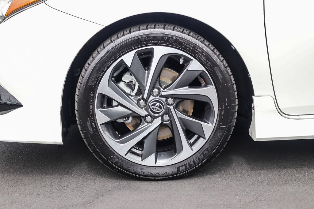 Used 2018 Toyota Corolla iM w/ All-Weather Mat Package FWD image 12