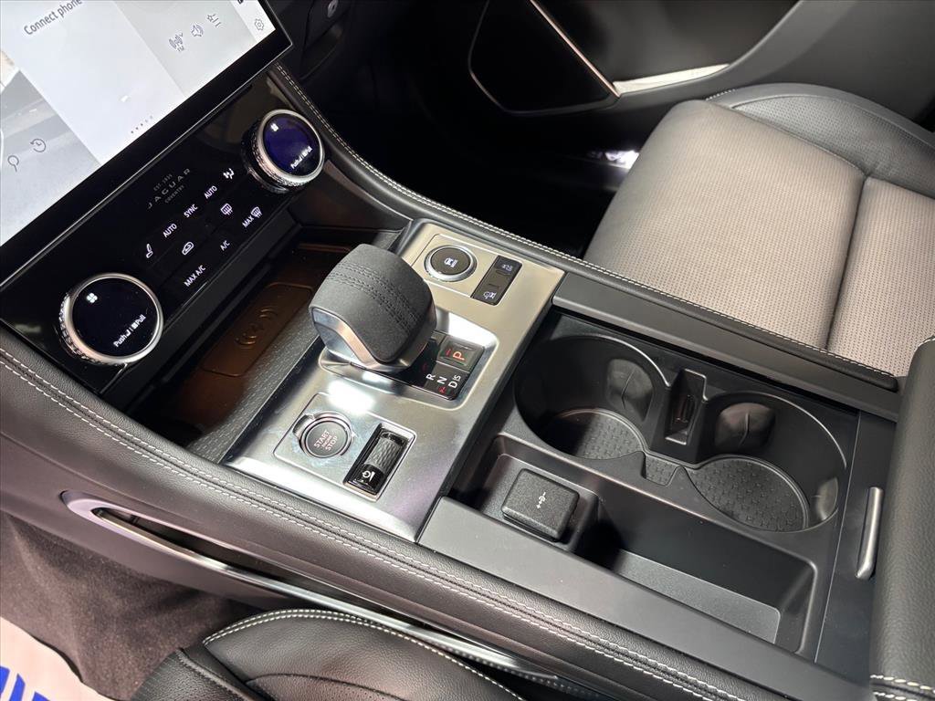 New 2026 Jaguar F-PACE R-Dynamic S image 13