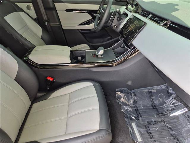 Used 2024 Land Rover Range Rover Evoque Dynamic SE AWD/4WD image 19