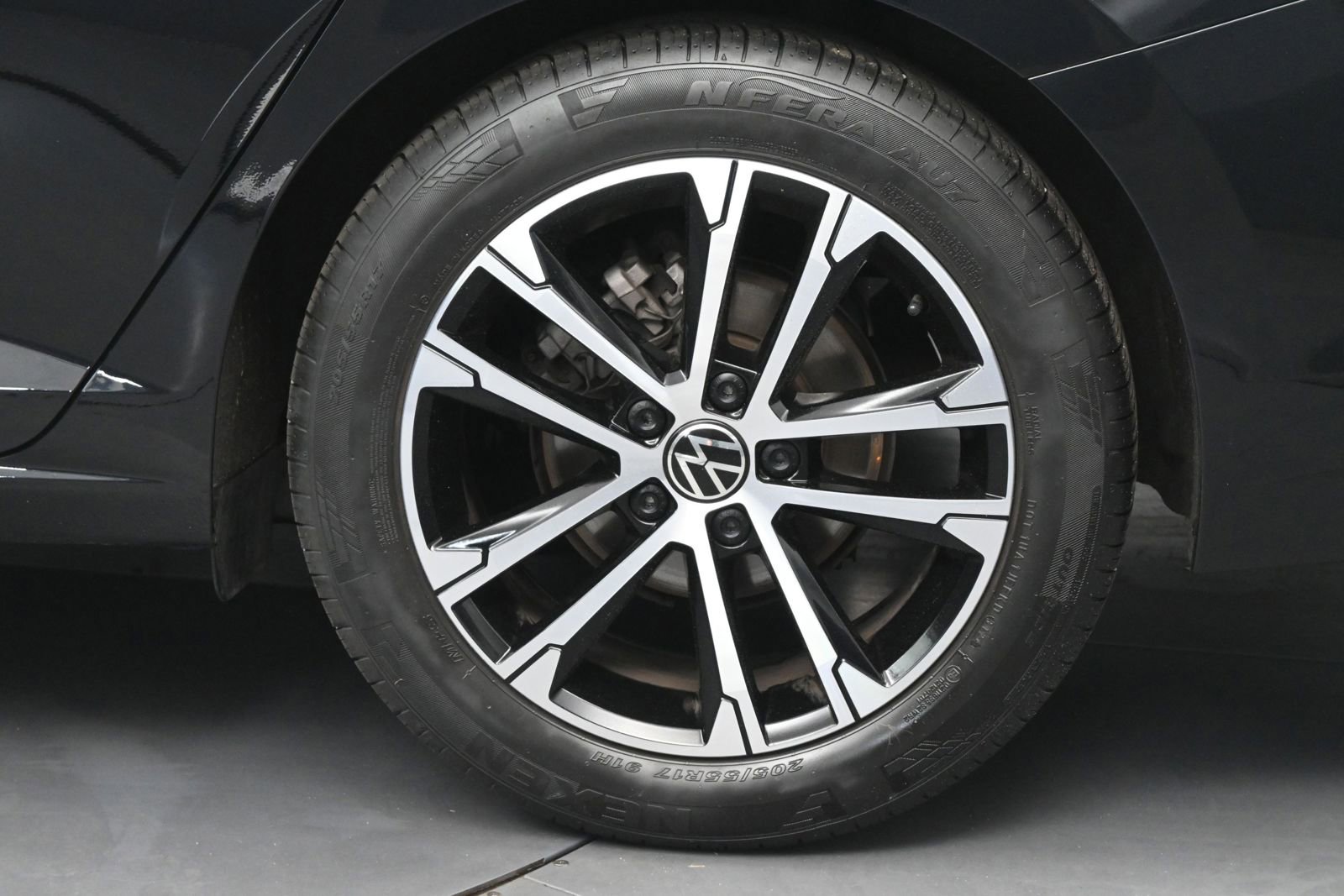 Used 2025 Volkswagen Jetta Sport FWD image 19