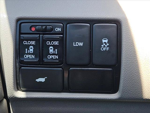 Used 2016 Honda Odyssey EX-L image 11