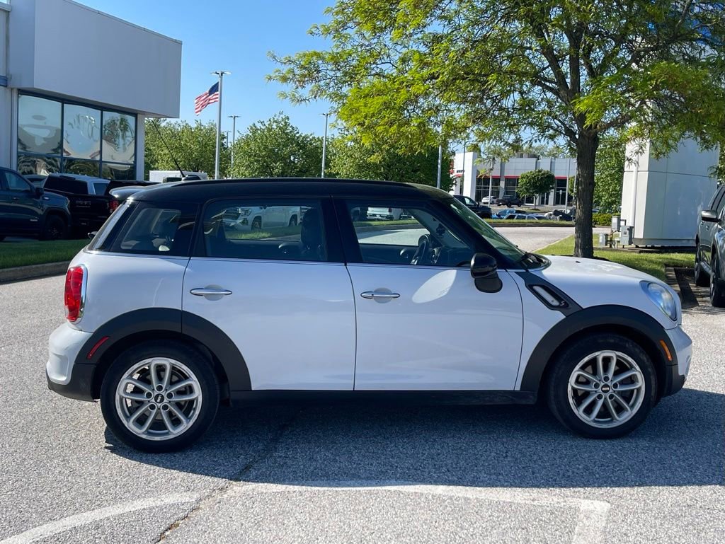Used 2016 MINI Cooper Countryman S FWD image 4