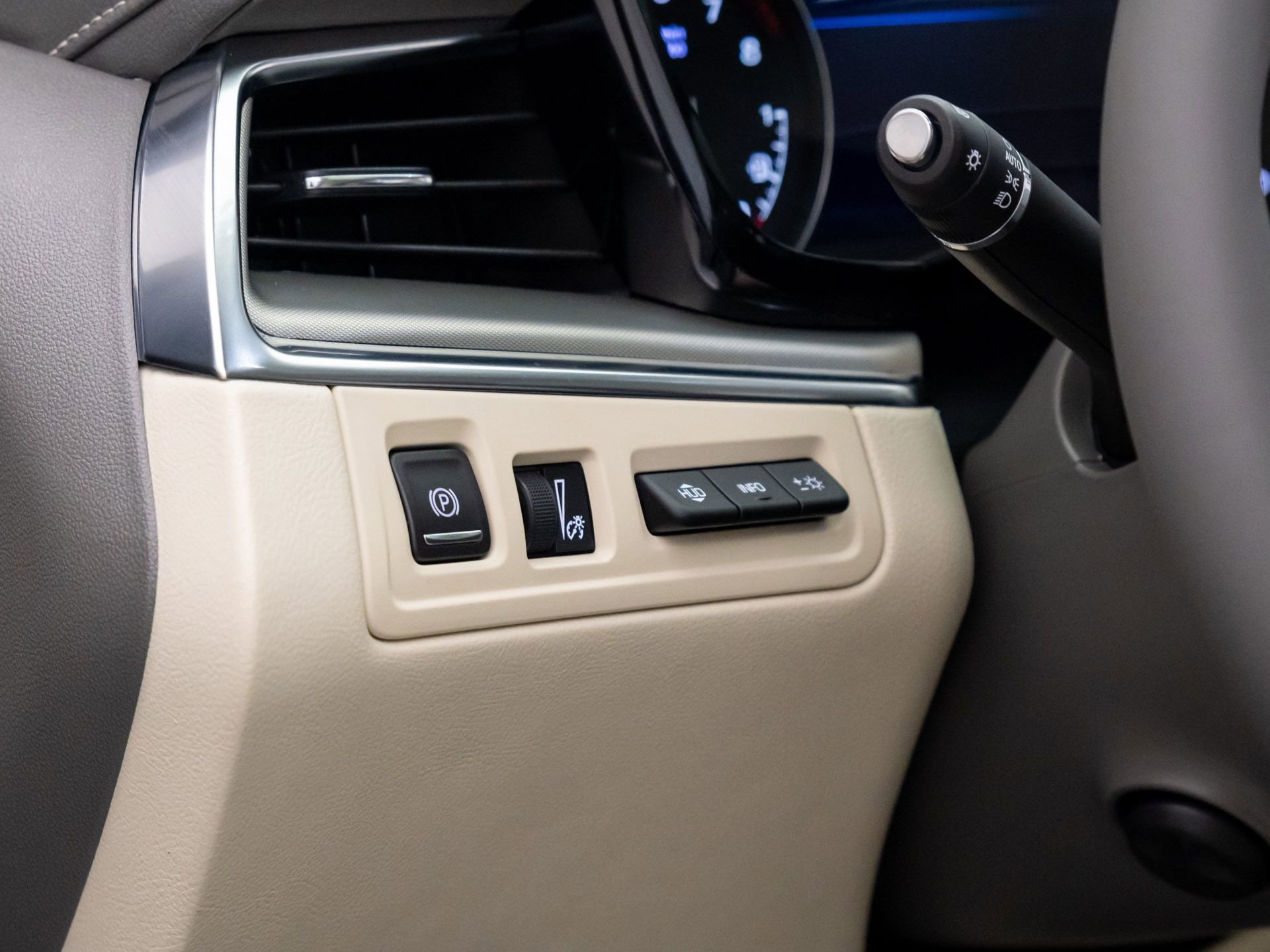 New 2026 Cadillac XT5 Premium Luxury w/ Driver Assist Package image 19