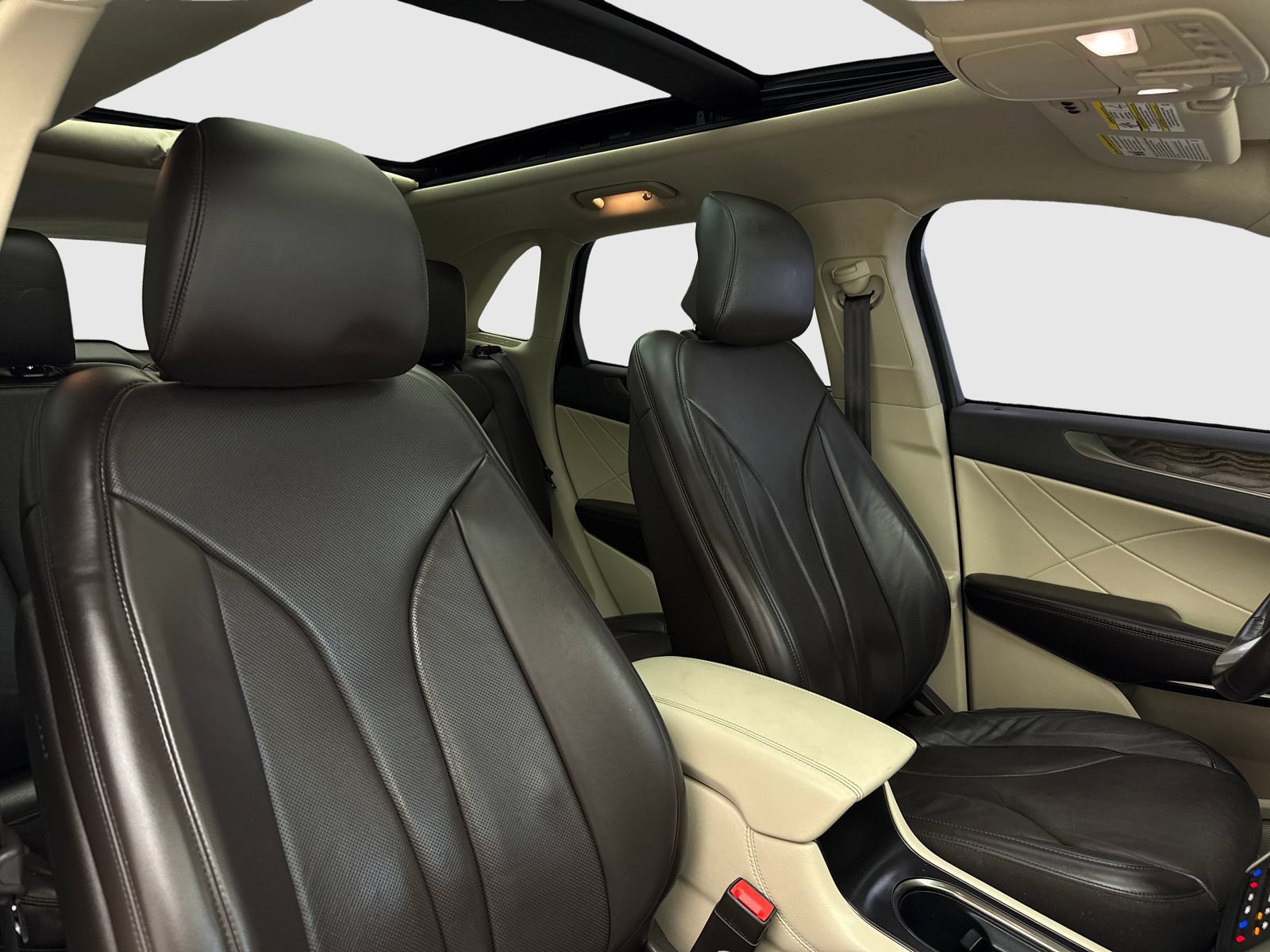 Used 2019 Lincoln MKC Reserve FWD image 42