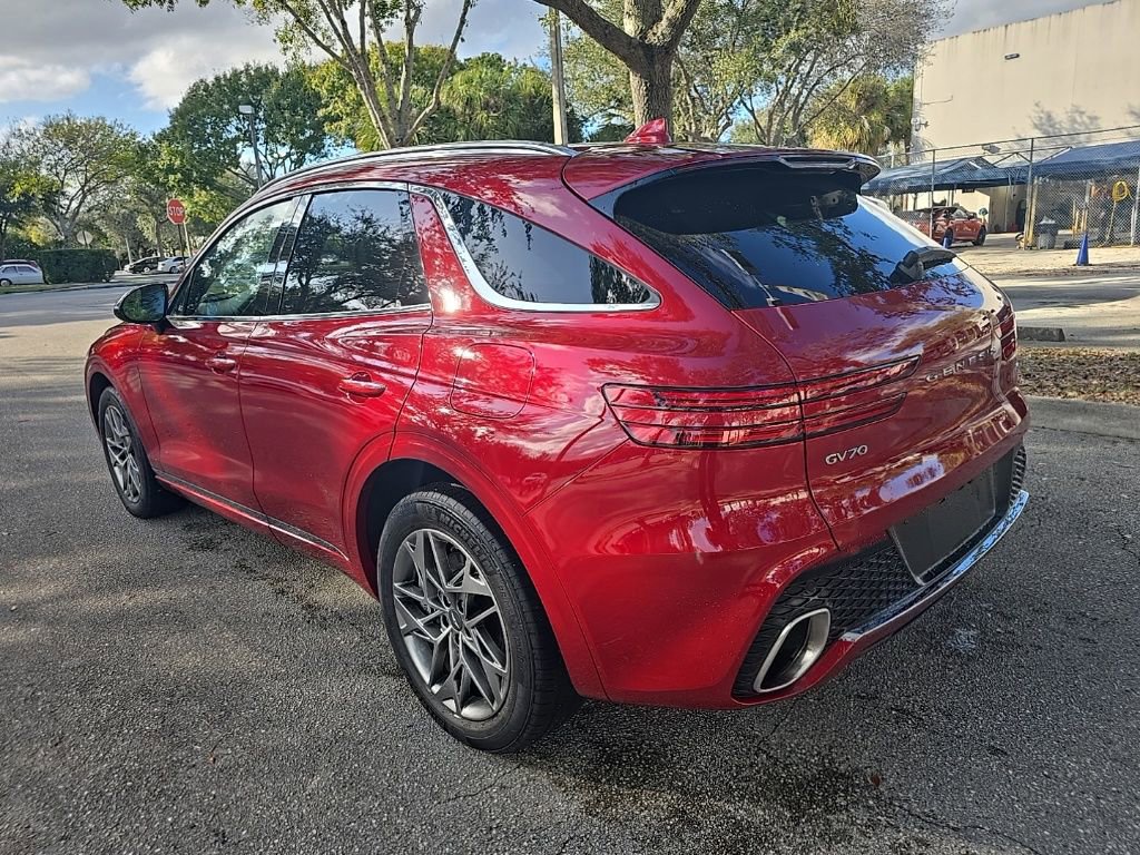 Used 2023 Genesis GV70 2.5T w/ Select Package image 7