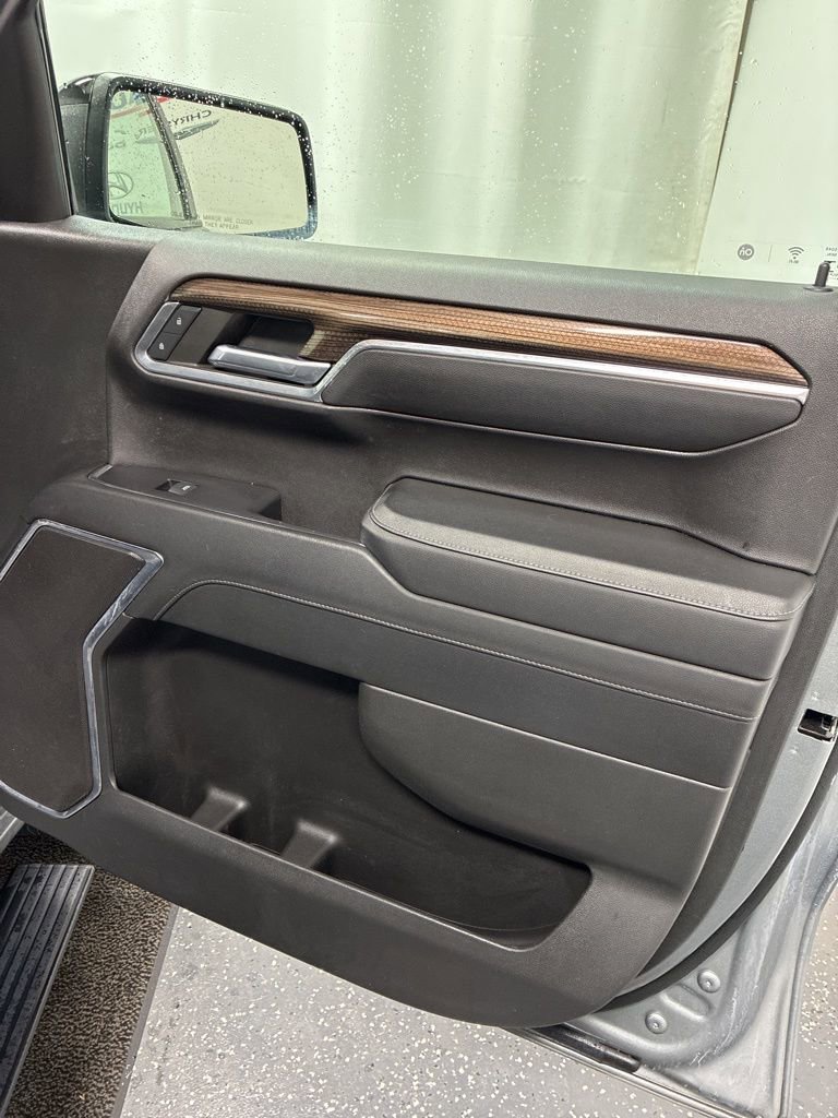 Used 2023 Chevrolet Silverado 1500 RST image 31