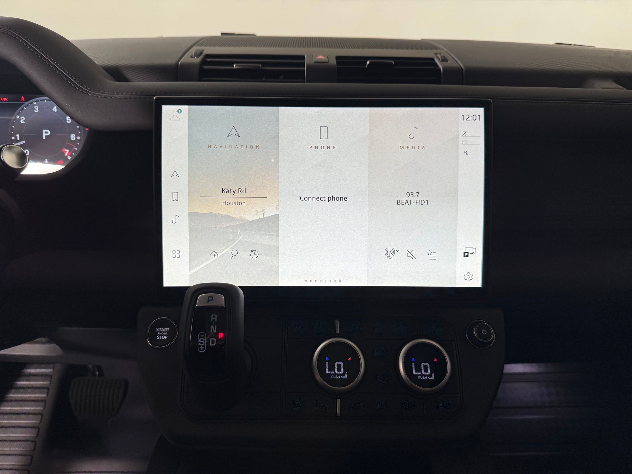 New 2026 Land Rover Defender 110 S AWD/4WD image 24