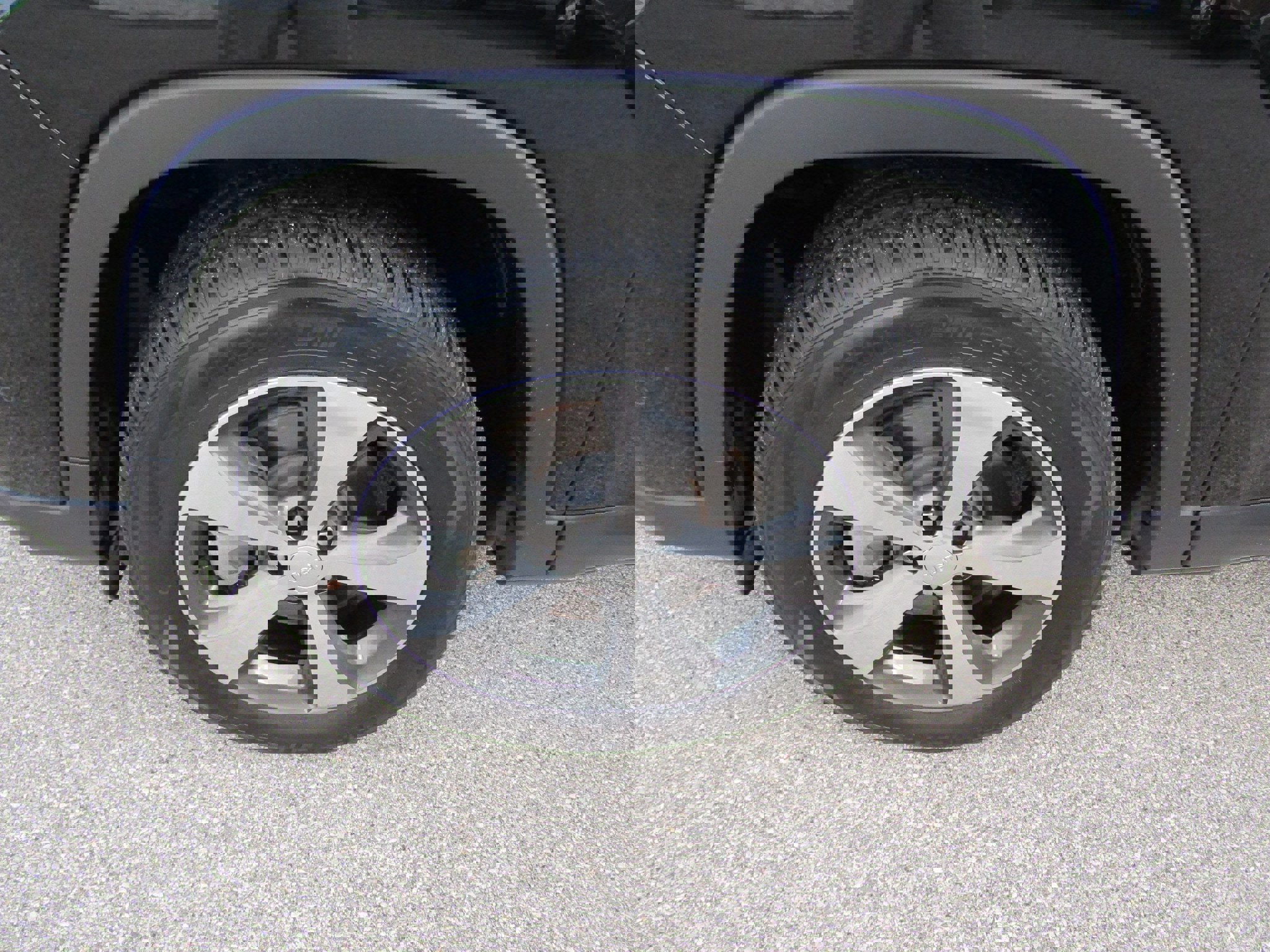 Used 2019 Jeep Cherokee Limited w/ Luxury Group image 10