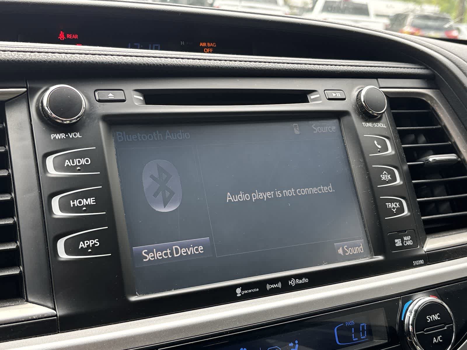 Used 2019 Toyota Highlander SE AWD/4WD image 13