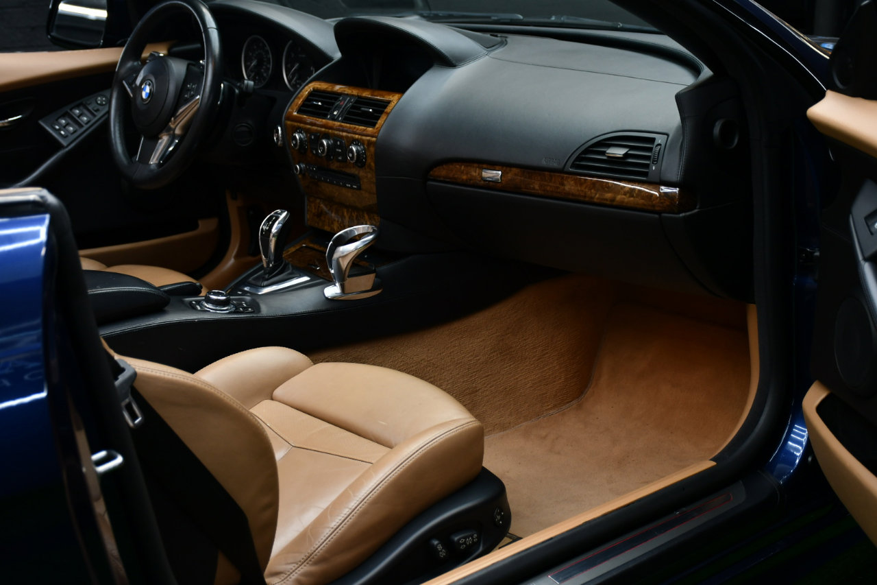 Used 2010 BMW 650i Convertible image 27