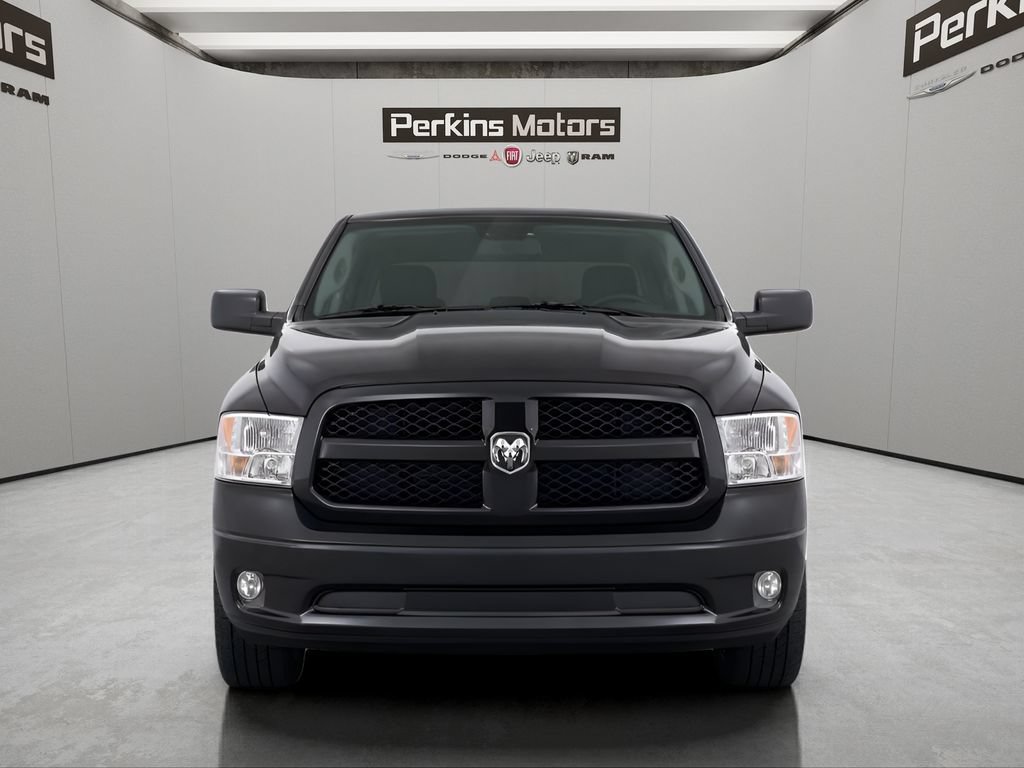 Used 2018 RAM 1500 Express w/ Express Value Package AWD/4WD image 10