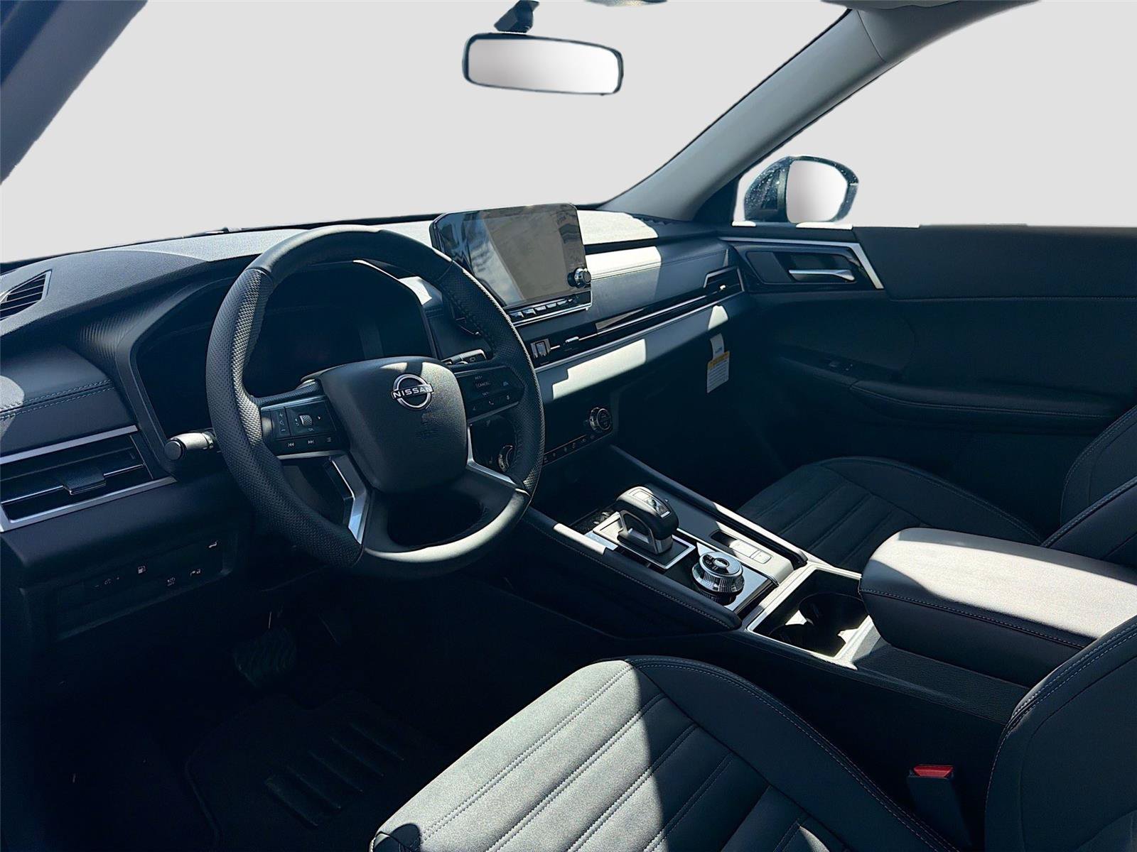 New 2026 Nissan Rogue SL AWD/4WD image 9