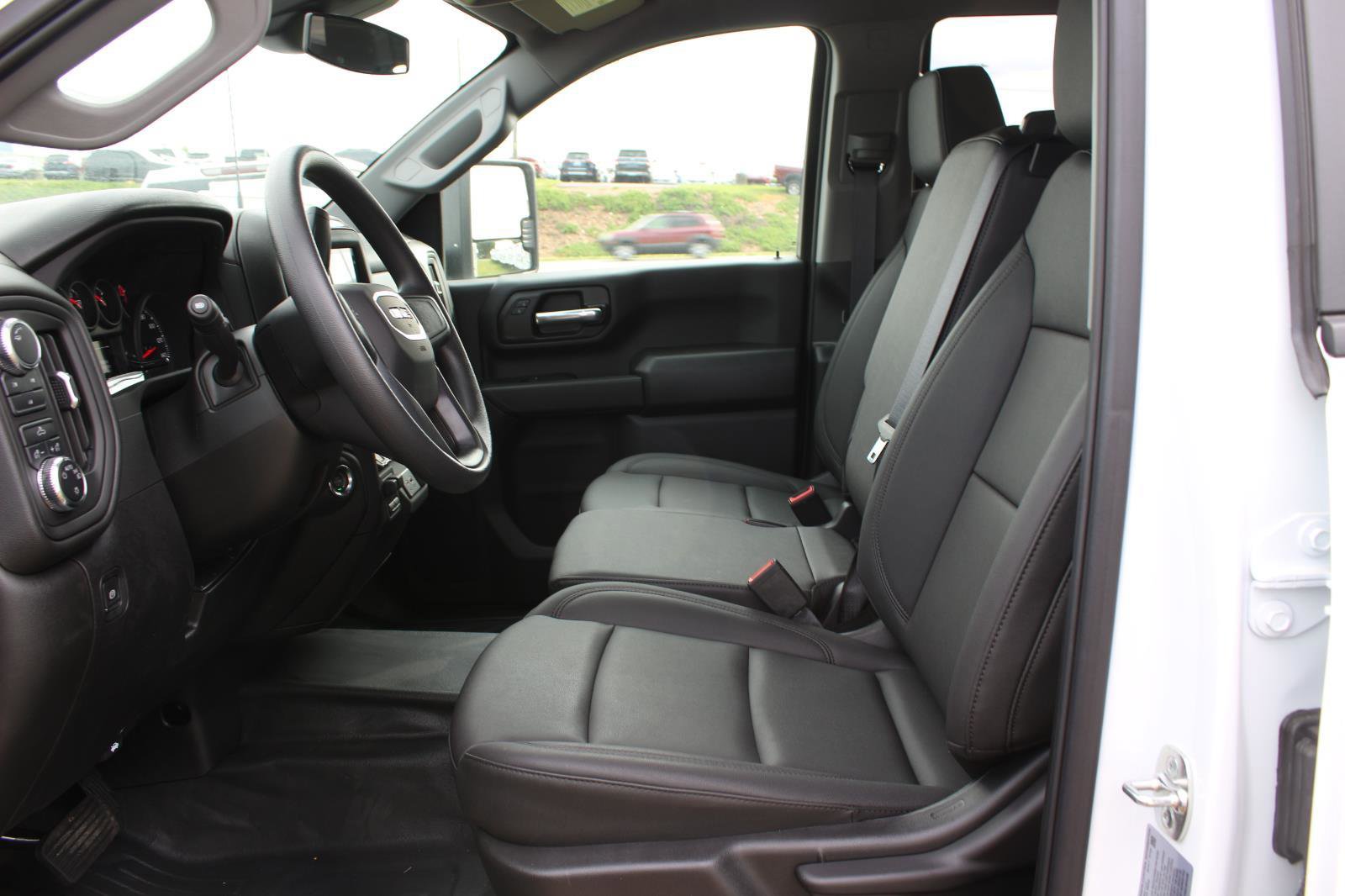 New 2025 GMC Sierra 3500 Pro w/ Convenience Package AWD/4WD image 19