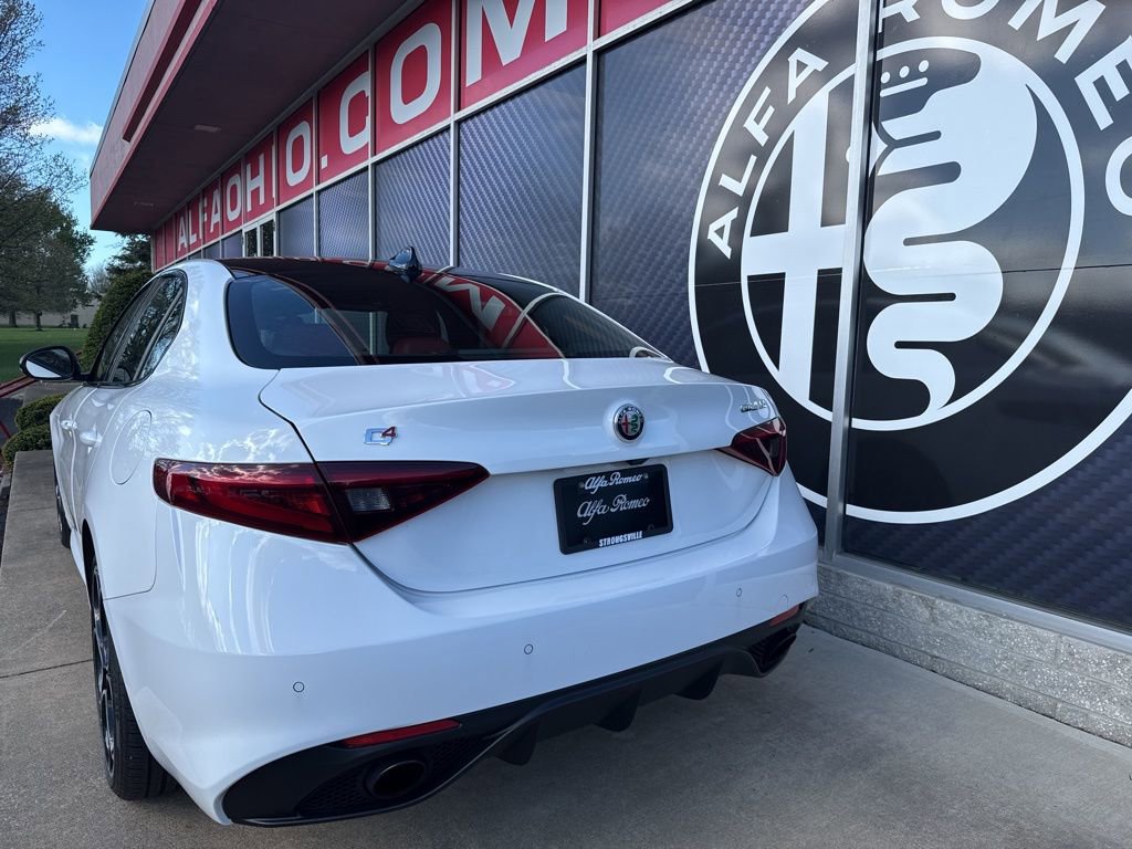 Used 2023 Alfa Romeo Giulia Veloce image 12