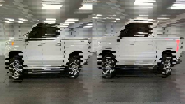 Certified 2022 Chevrolet Silverado 1500 LTZ w/ Technology Package image 5