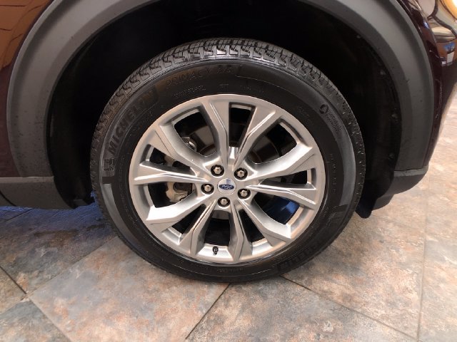 Certified 2023 Ford Explorer XLT w/ Equipment Group 202A AWD/4WD image 9
