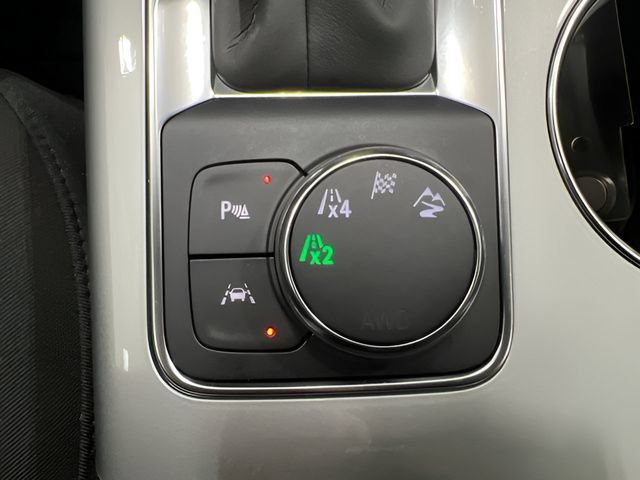 Used 2024 Chevrolet Blazer LT w/ Convenience Package AWD/4WD image 32