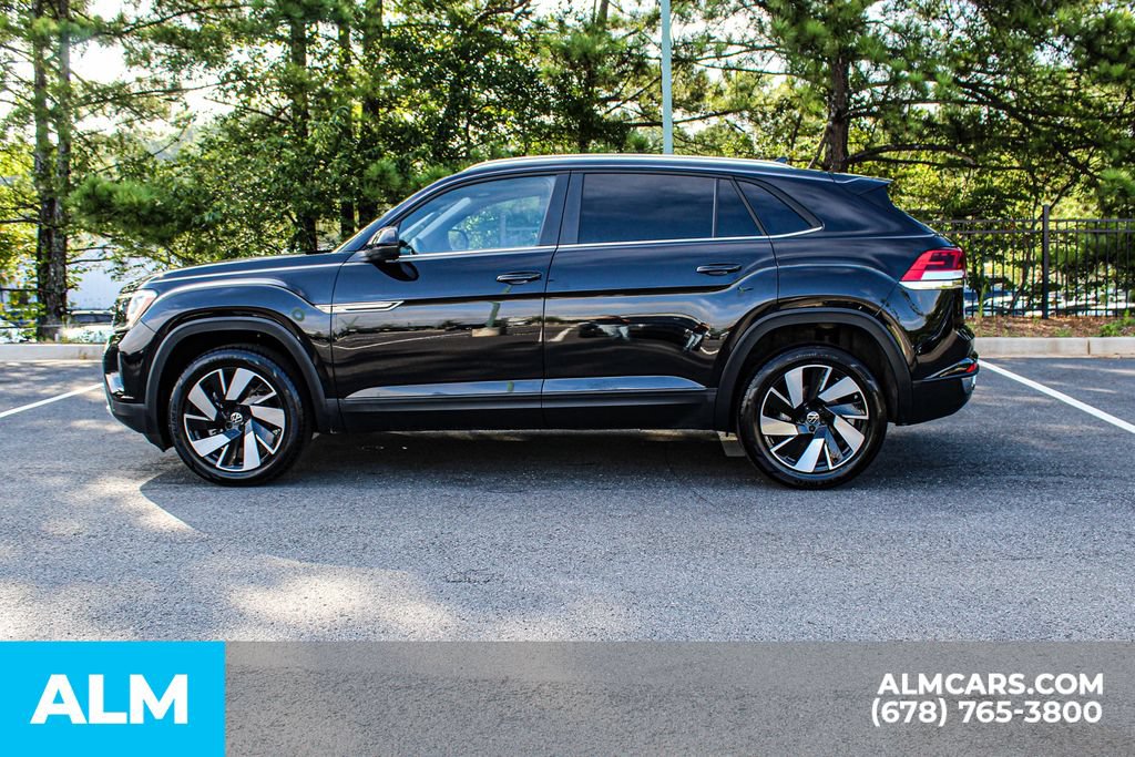 Used 2025 Volkswagen Atlas Cross Sport SE AWD/4WD image 5