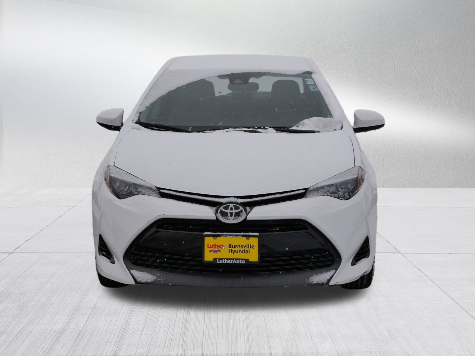 Used 2018 Toyota Corolla LE video 2